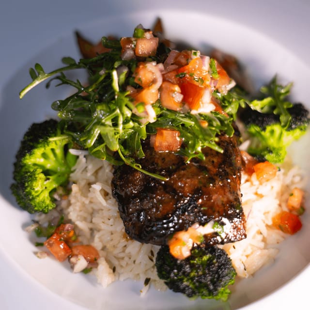 Pepper Steak Bowl Dinner.